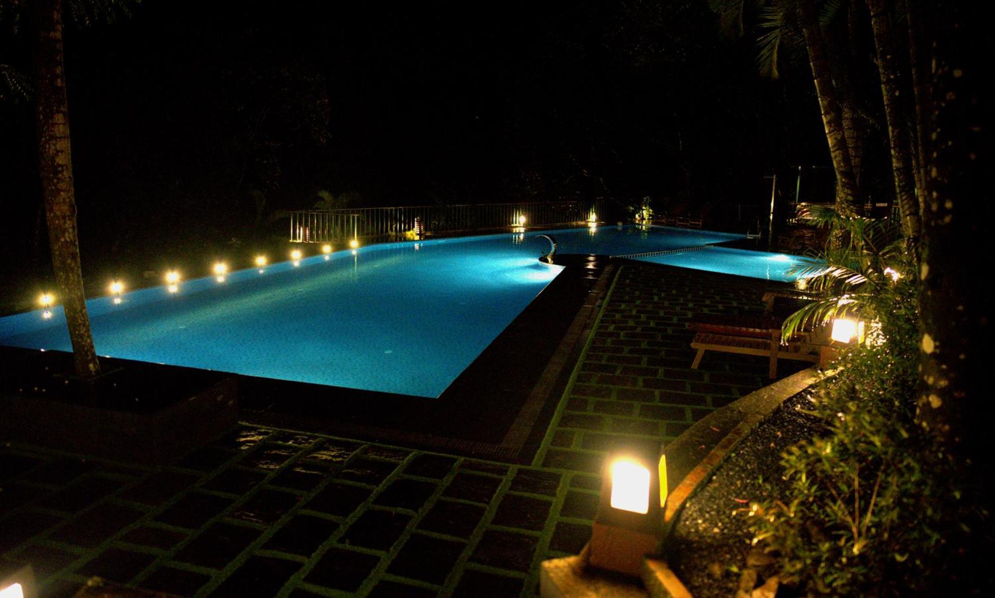 Wayanad Silverwoods Forest Resort & Spa Padinjarathara Eksteriør billede